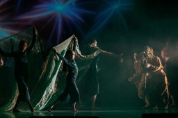 Спектакль &laquo;Мы с тобой одной крови&hellip;&raquo;