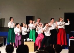 Спектакль &laquo;Поперёк страниц&raquo;