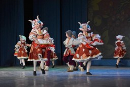 Концерт &laquo;Подарок маме&raquo;