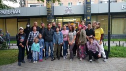 Музыкальный концерт в сквере Центральной библиотеки